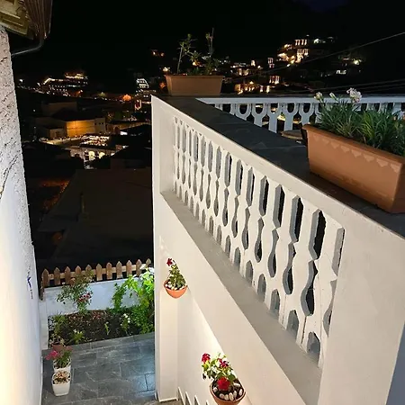 Dona Guest house Berat